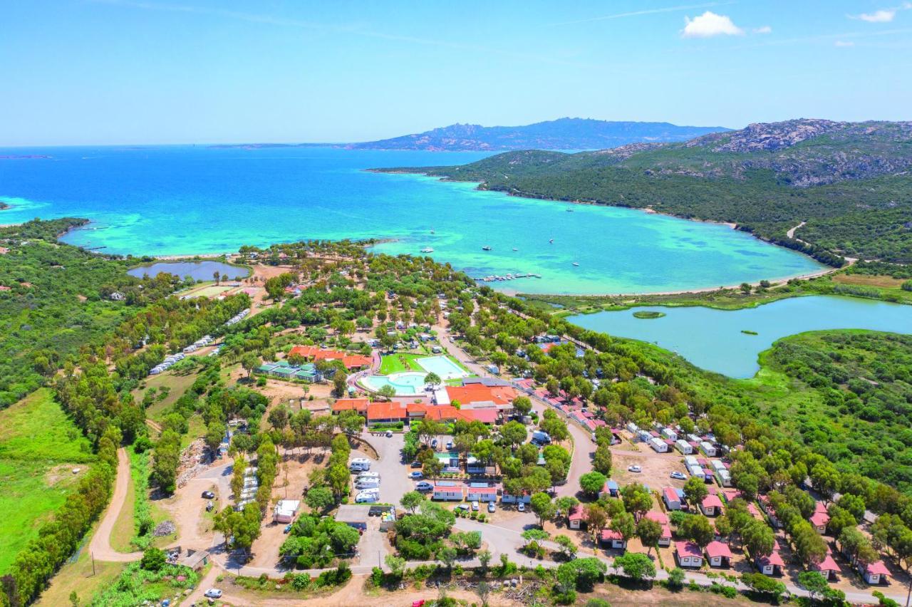 Camping Village Capo D'Orso بالاو المظهر الخارجي الصورة